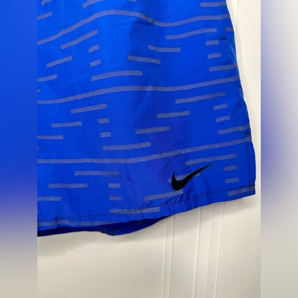 Nike Dri-Fit Challenger Run Division Blue Reflective Shorts - men’s large - Picture 2 of 14